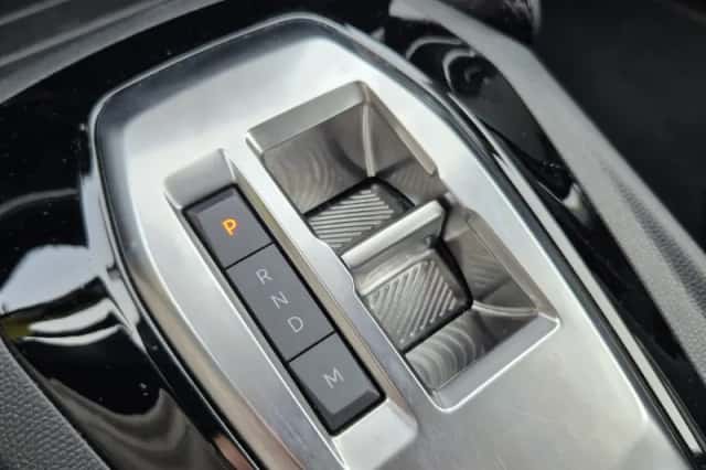 Peugeot 2008 (2024) thumbnail 18