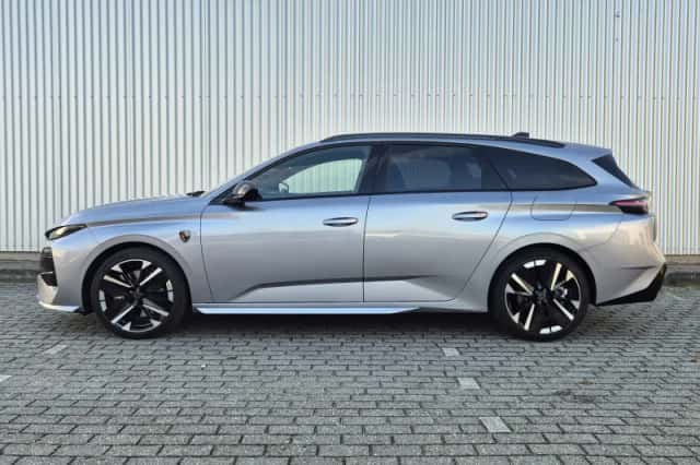 Peugeot 308 (2025) thumbnail 2