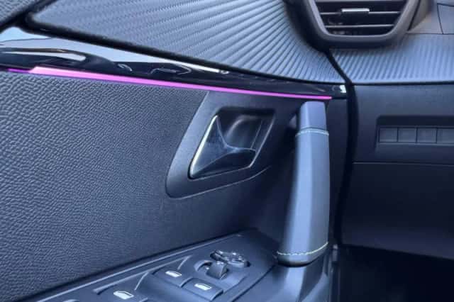 Peugeot 208 (2024) thumbnail 15