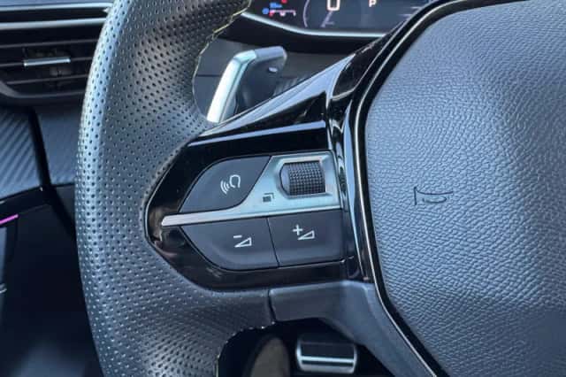 Peugeot 208 (2024) thumbnail 17