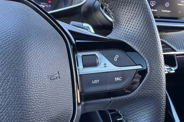 Peugeot 208 (2024) thumbnail 18