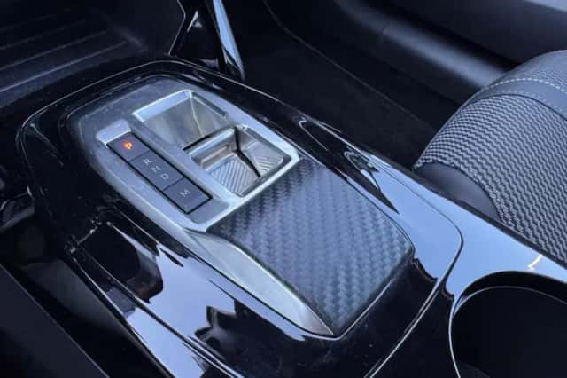 Peugeot 208 (2024) thumbnail 20