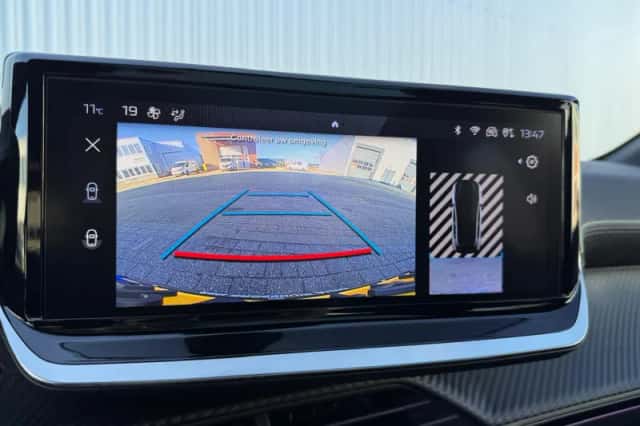 Peugeot 208 (2024) thumbnail 23