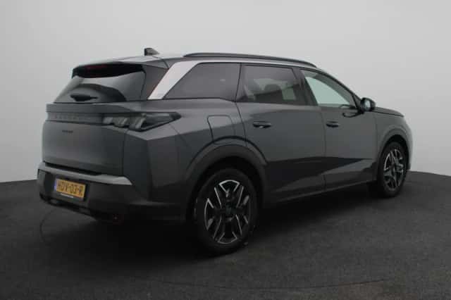 Peugeot 5008 (2025) thumbnail 2