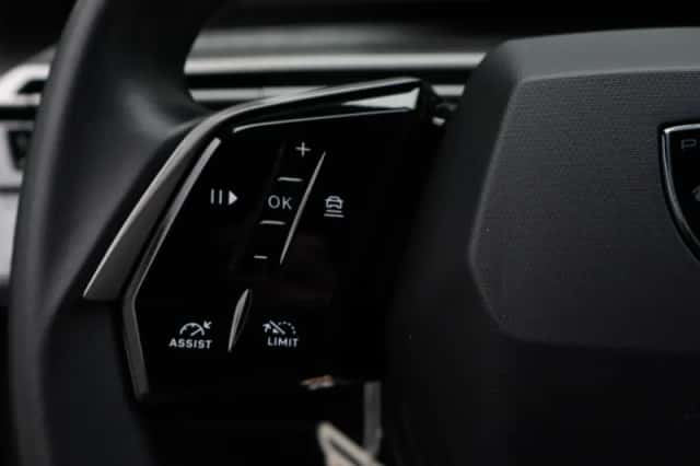 Peugeot 5008 (2025) thumbnail 23
