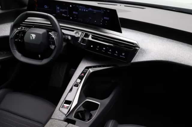 Peugeot 5008 (2025) thumbnail 31