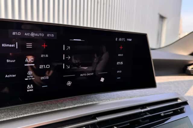 Peugeot 5008 (2025) thumbnail 28