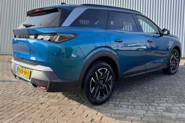 Peugeot 5008 (2025) thumbnail 5