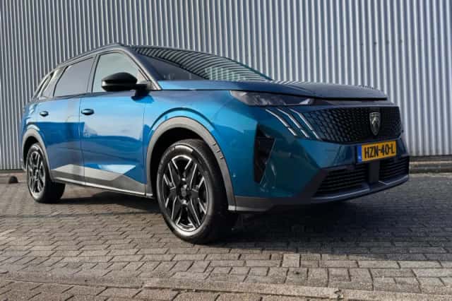 Peugeot 5008 (2025) thumbnail 7
