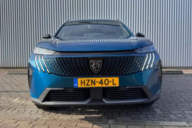 Peugeot 5008 (2025) thumbnail 8