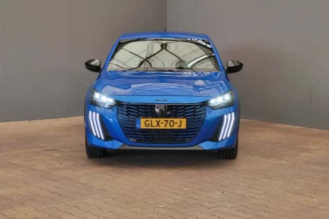 Peugeot 208 (2024) thumbnail 4