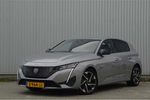 Peugeot 308 (2022) thumbnail 1