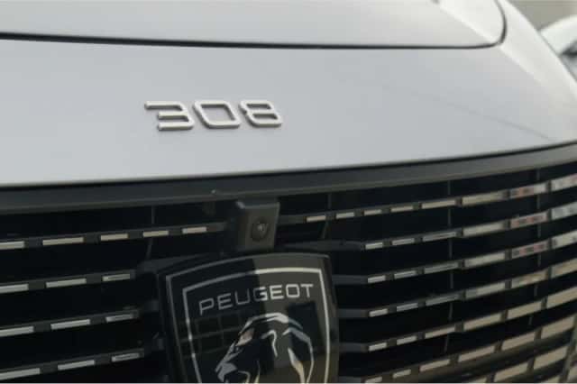 Peugeot 308 (2022) thumbnail 12