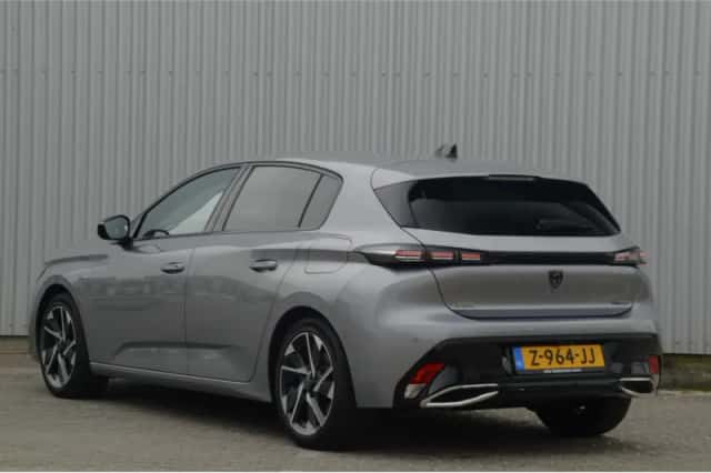 Peugeot 308 (2022) thumbnail 3