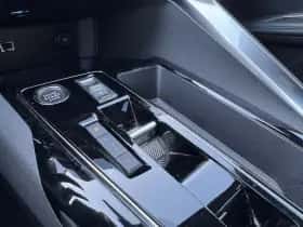 Peugeot 3008 (2023) thumbnail 16