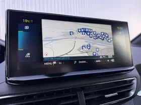 Peugeot 3008 (2023) thumbnail 23
