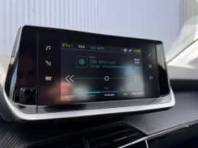 Peugeot e-208 (2022) thumbnail 17