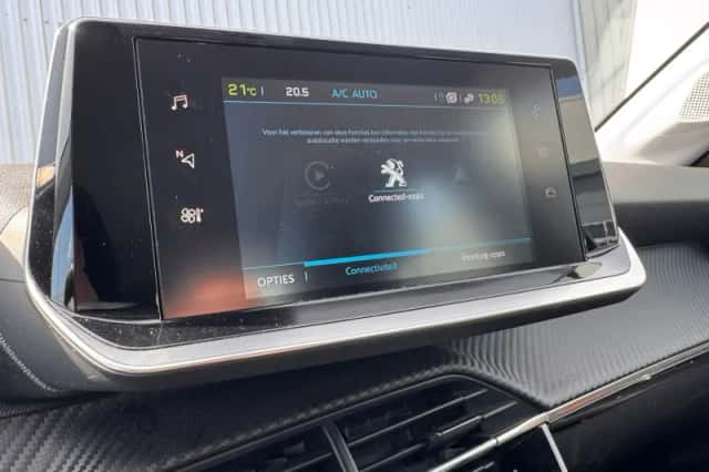 Peugeot e-208 (2022) thumbnail 20