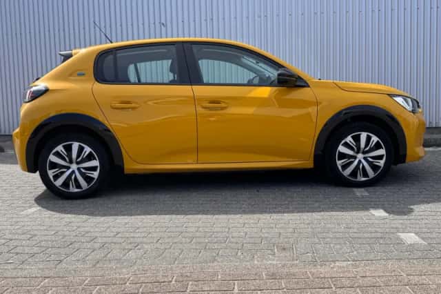 Peugeot e-208 (2022) thumbnail 6