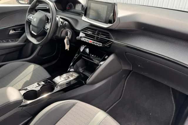 Peugeot 2008 (2022) thumbnail 13