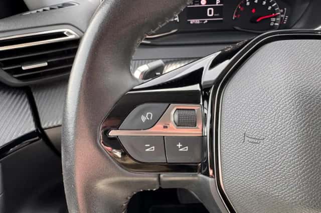 Peugeot 2008 (2022) thumbnail 15