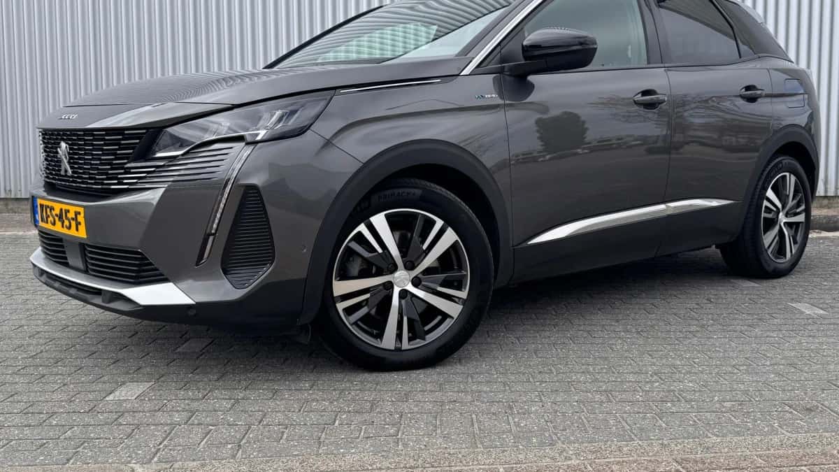 Peugeot 3008 (2023) — foto 1