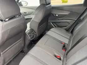 Peugeot 3008 (2023) thumbnail 11