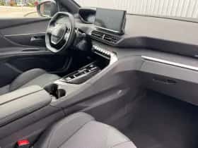 Peugeot 3008 (2023) thumbnail 13
