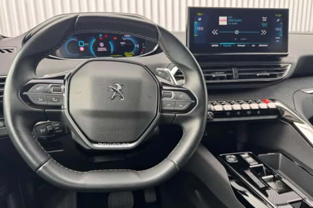 Peugeot 3008 (2023) thumbnail 14