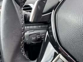 Peugeot 3008 (2023) thumbnail 16
