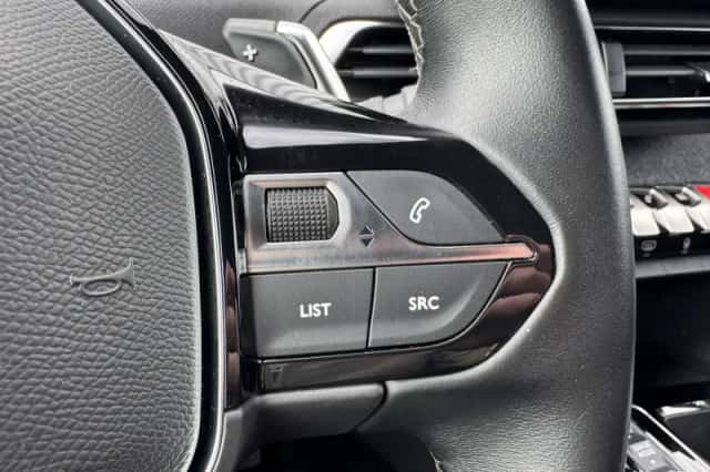 Peugeot 3008 (2023) thumbnail 17