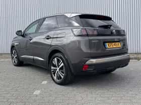 Peugeot 3008 (2023) thumbnail 3