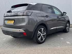 Peugeot 3008 (2023) thumbnail 5