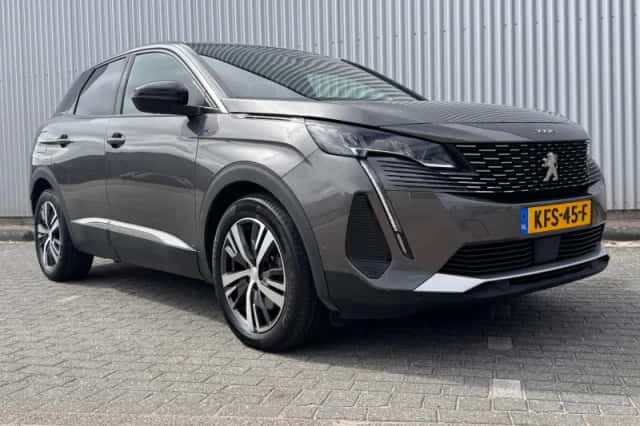 Peugeot 3008 (2023) thumbnail 7