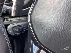 Peugeot 3008 (2023) thumbnail 17