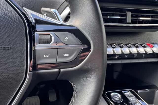 Peugeot 3008 (2023) thumbnail 18