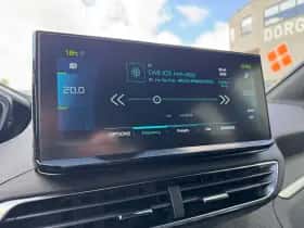 Peugeot 3008 (2023) thumbnail 26