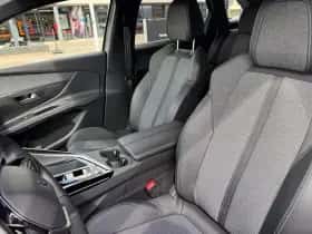 Peugeot 3008 (2023) thumbnail 10