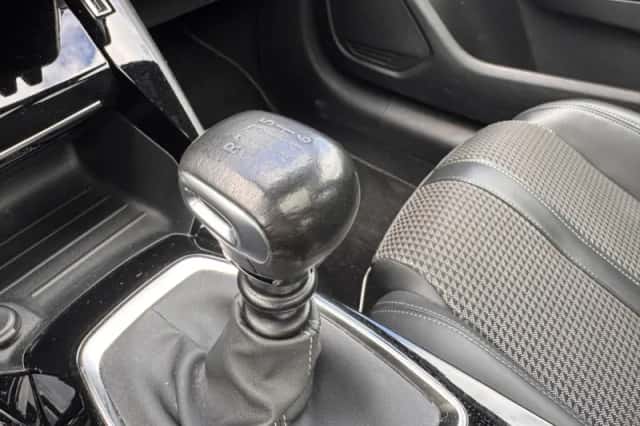 Peugeot 208 (2021) thumbnail 18