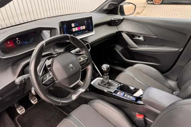 Peugeot 208 (2021) thumbnail 20