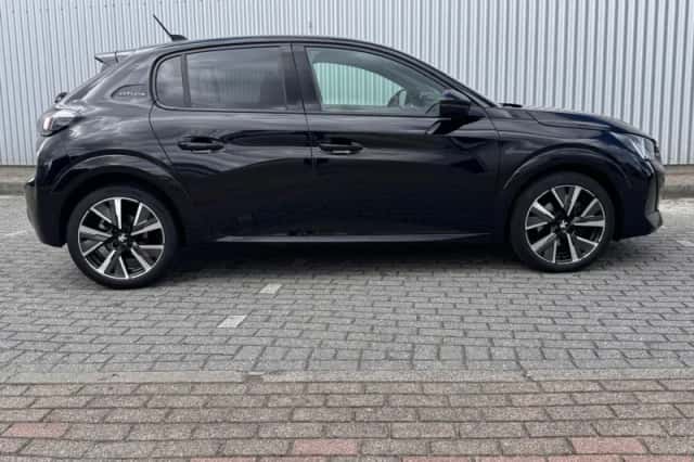 Peugeot 208 (2021) thumbnail 7