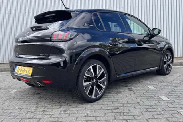 Peugeot 208 (2021) thumbnail 8