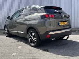 Peugeot 3008 (2018) thumbnail 3