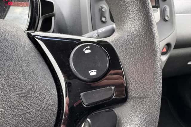 Peugeot 108 (2022) thumbnail 15