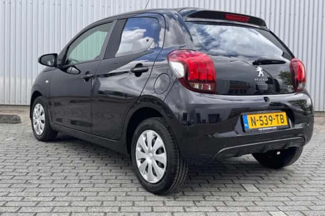 Peugeot 108 (2022) thumbnail 3