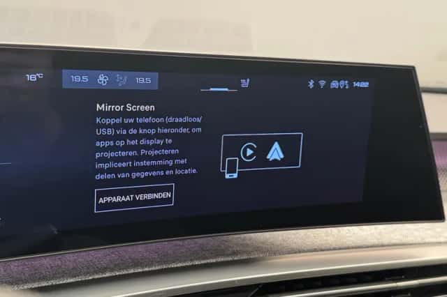 Peugeot 5008 (2024) thumbnail 14