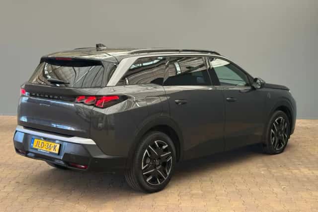 Peugeot 5008 (2024) thumbnail 25