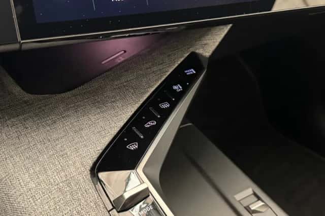 Peugeot 5008 (2024) thumbnail 32