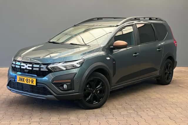 Dacia Jogger (2023) thumbnail 1