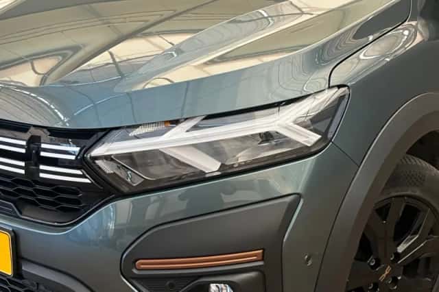 Dacia Jogger (2023) thumbnail 8